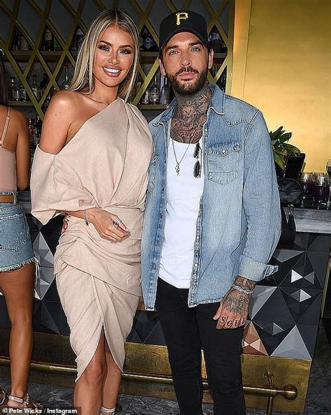 pete wicks and chloe sims|towie pete wicks.